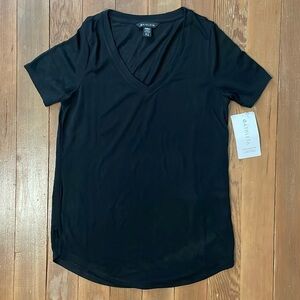 NWT Athleta breezy scoop vneck tee black small